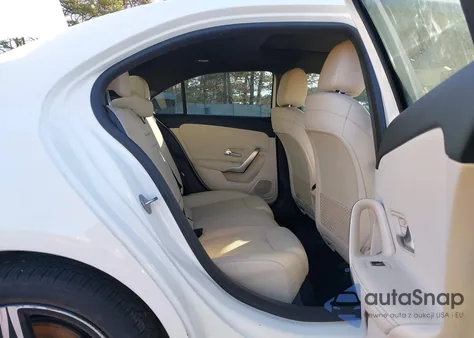 2020 Mercedes-Benz A 220 z USA, uszkodzony, nr VIN W1K3G4EB7LJ227345